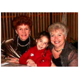 08-Angela,Casey,Bubbie.jpg