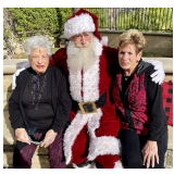 09-Hallie,Santa,Gigi.jpg