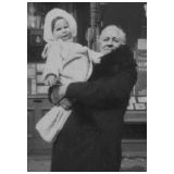 1938-63-Dorothy,Fannie.jpg