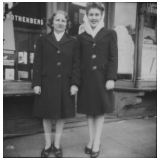 14-Anna,Dottie.jpg